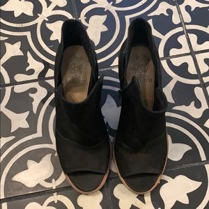 Vince Camuto booties